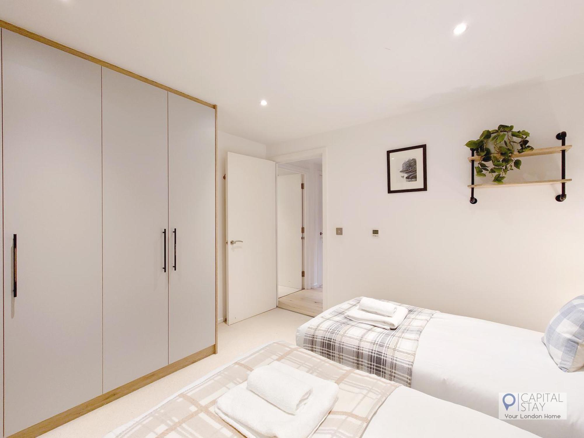 Deluxe Two Bed Apartment With River & City View London Exterior photo